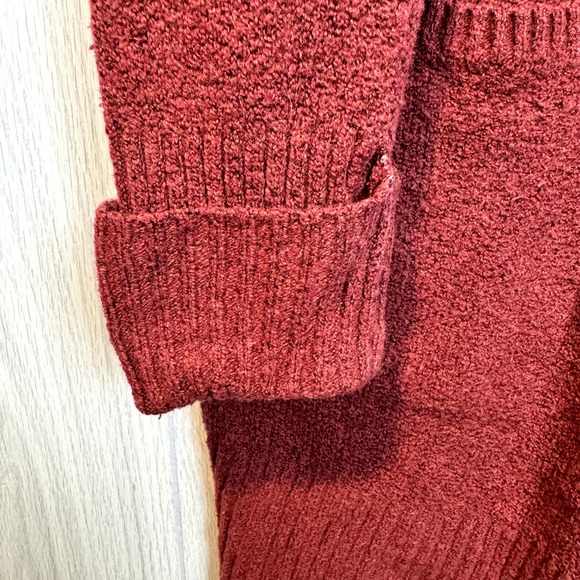 Women's Burnt Red Ruby Moon Fuzzy Extra Long Cardigan Size M - Picture 5 of 7